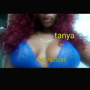 , 22 Latino/Hispanic female escort, Brantford