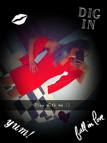 , 19  female escort, Brantford
