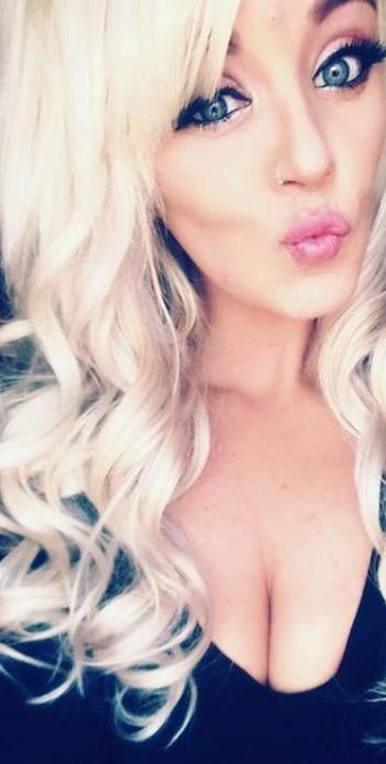 , 19  female escort, Brantford